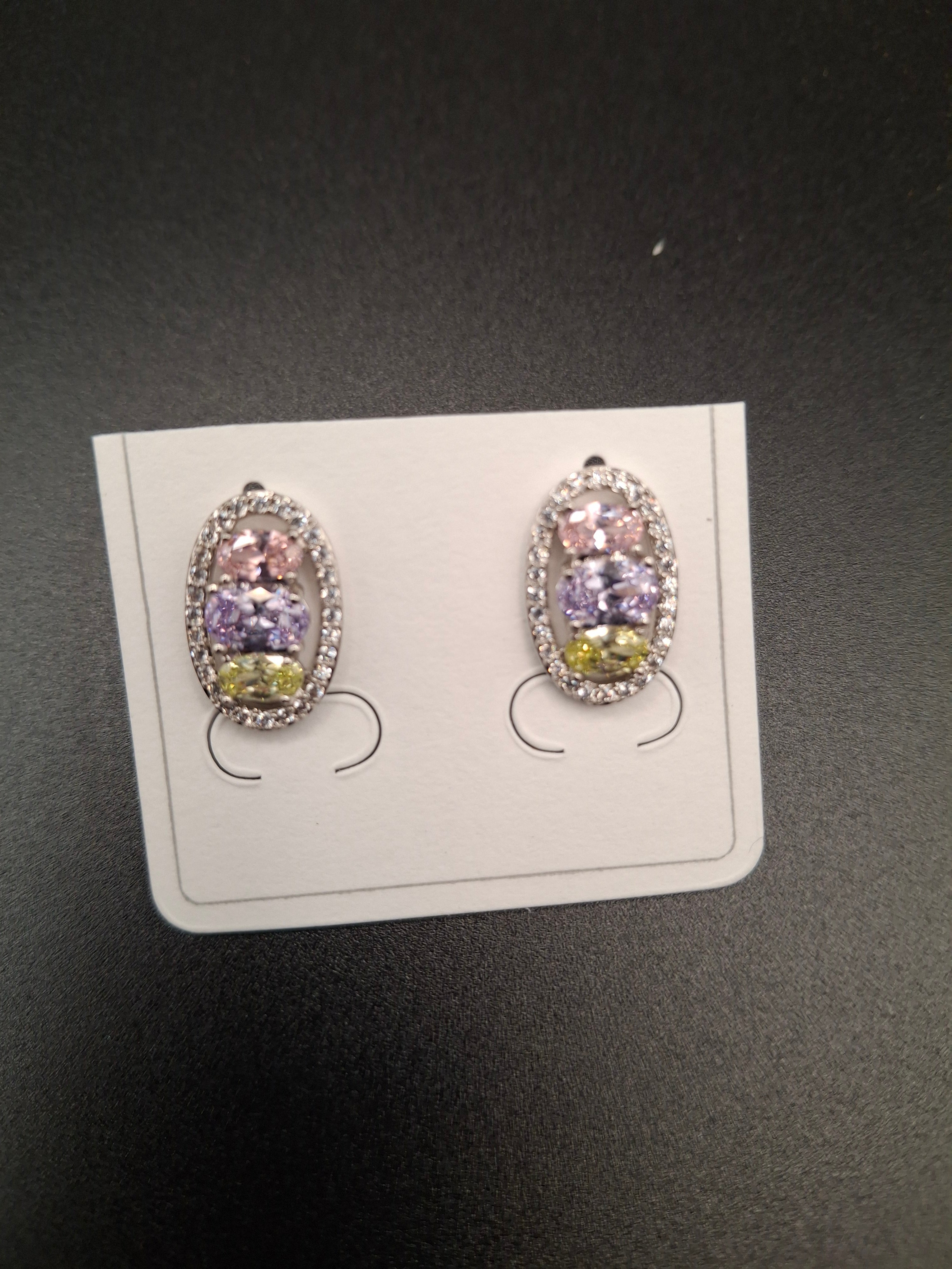 Pastel light colors studs