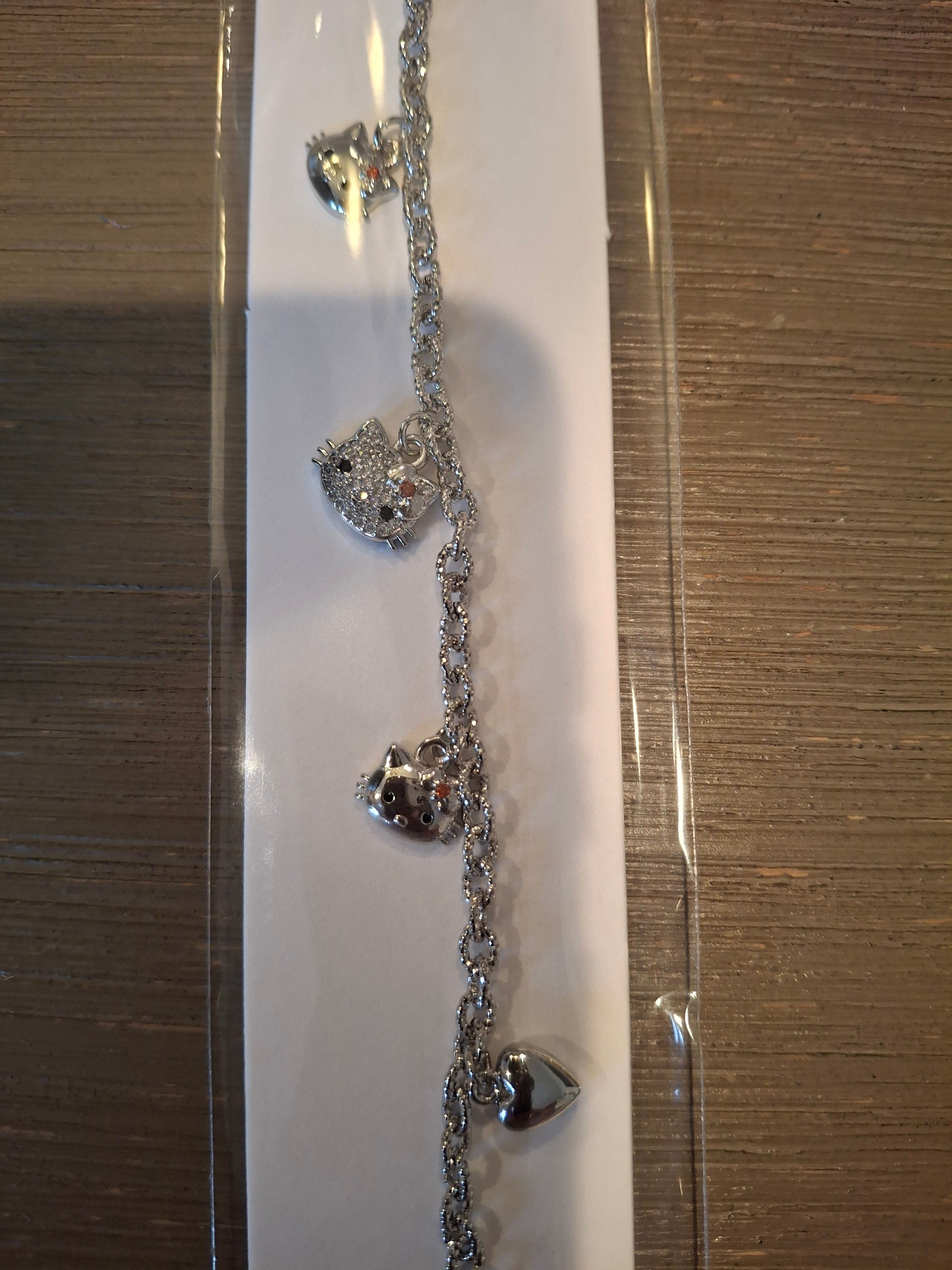 holla-kitty-bracelet