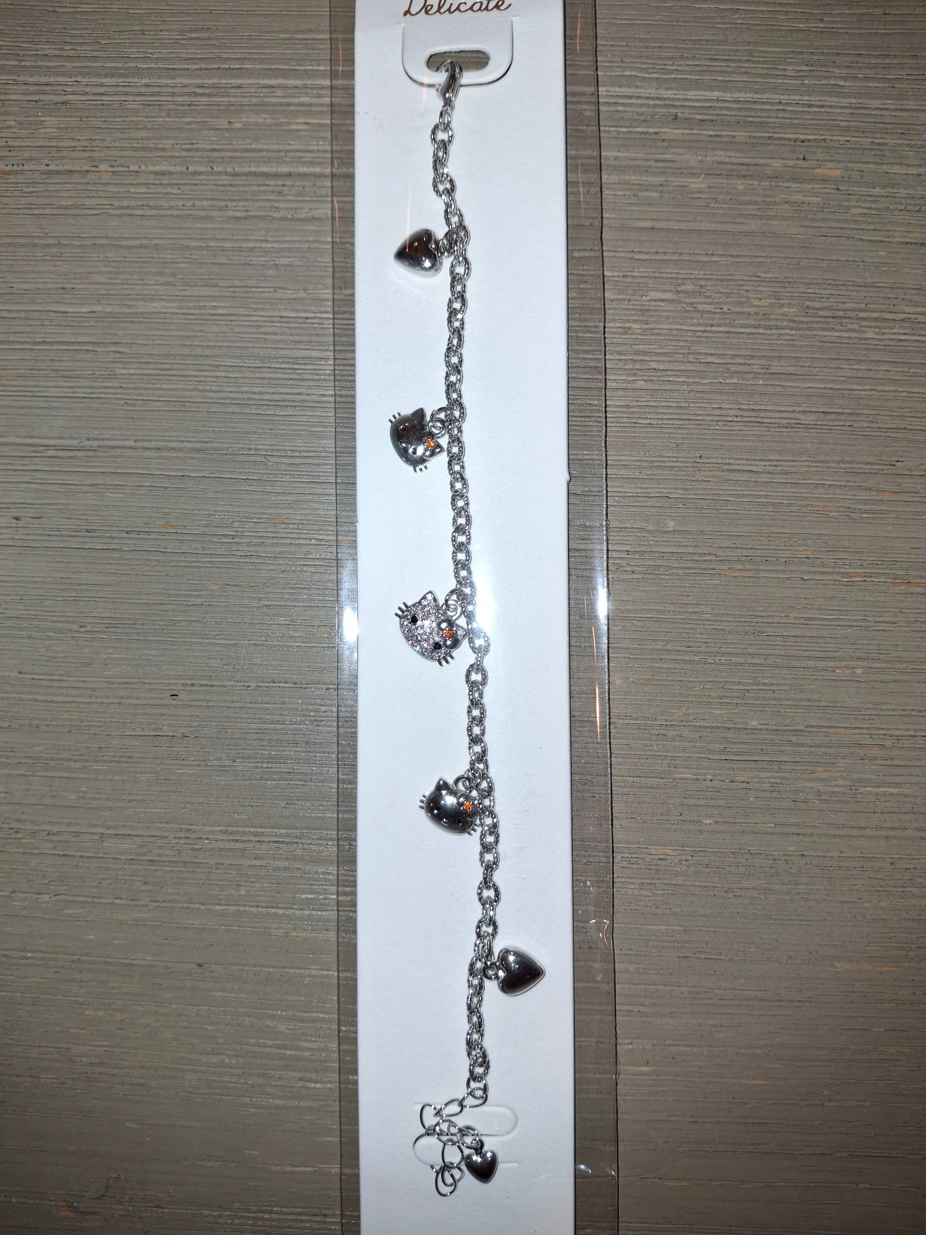 HOLLA KITTY BRACELET