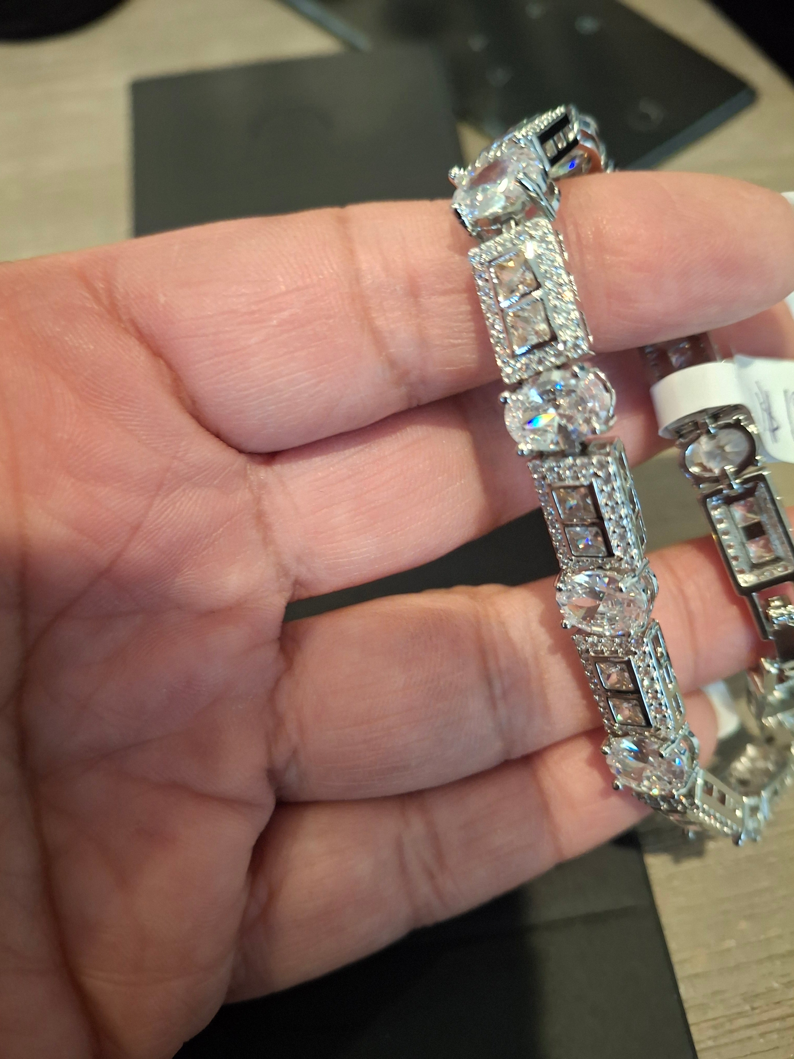 Square and circle bracelet shiny