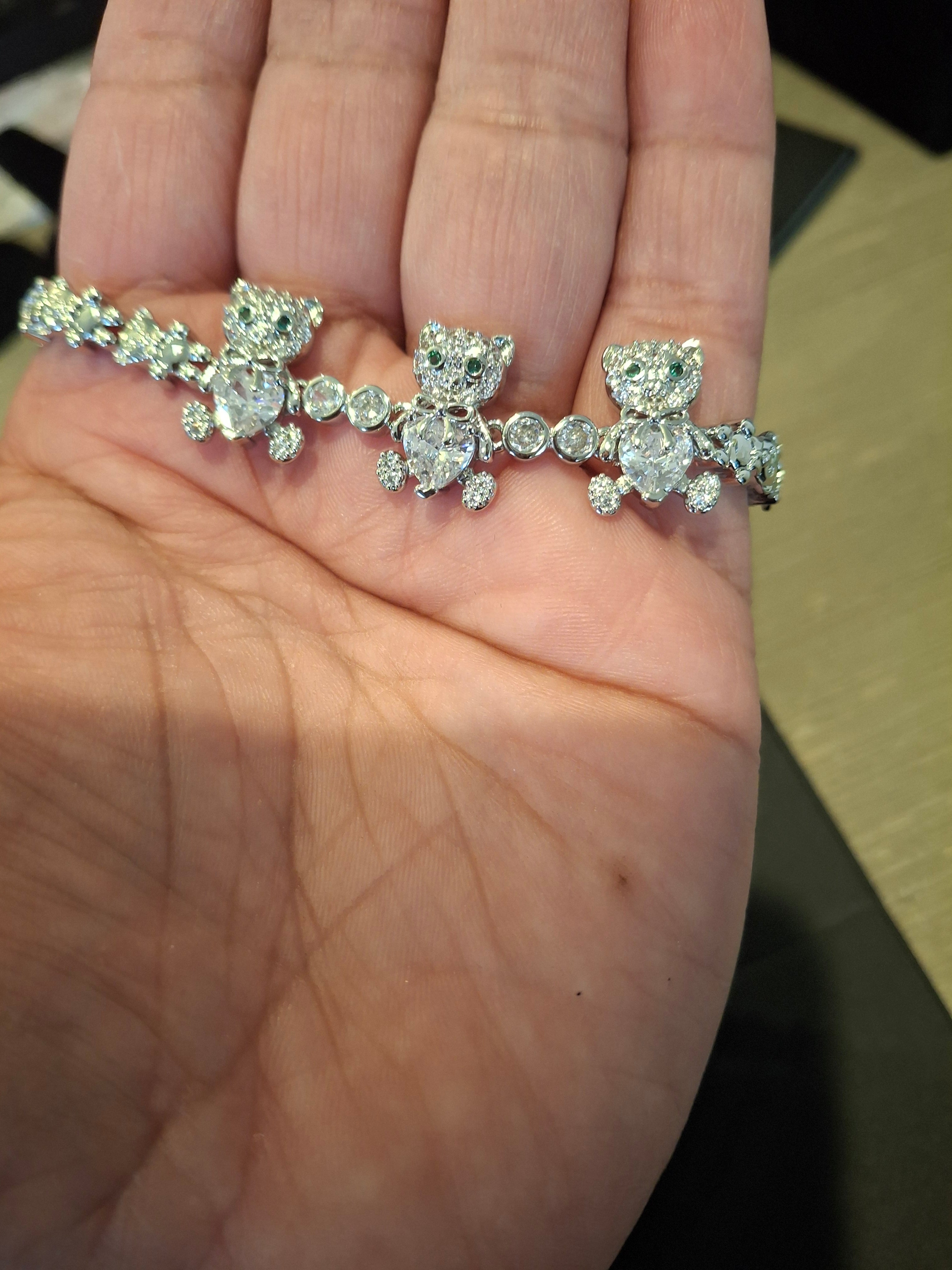 Diamond bear 🐻 bracelet silver