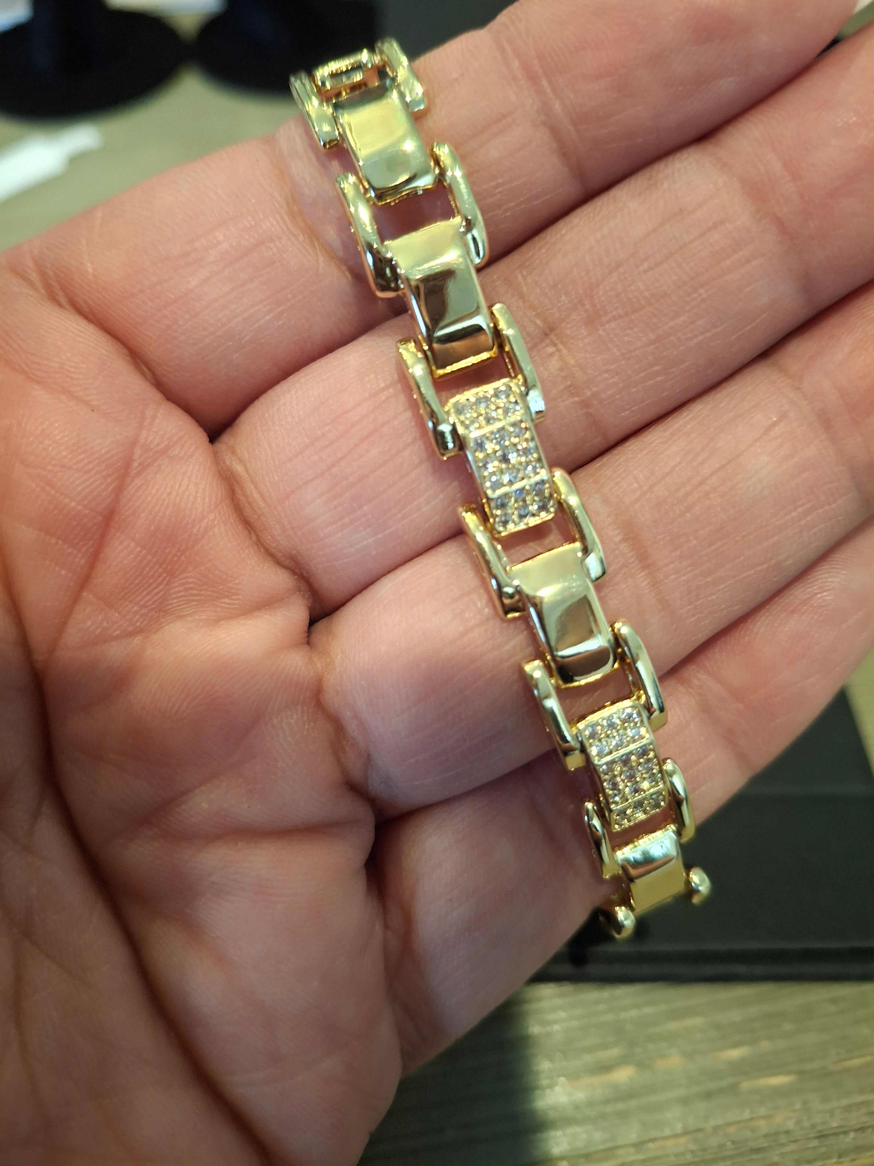 square-diamond-bracelet