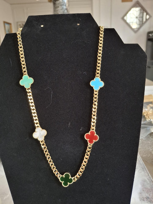 Colorful clover necklace