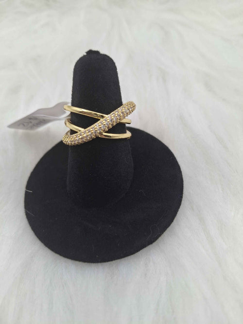 Adjustable women's ring