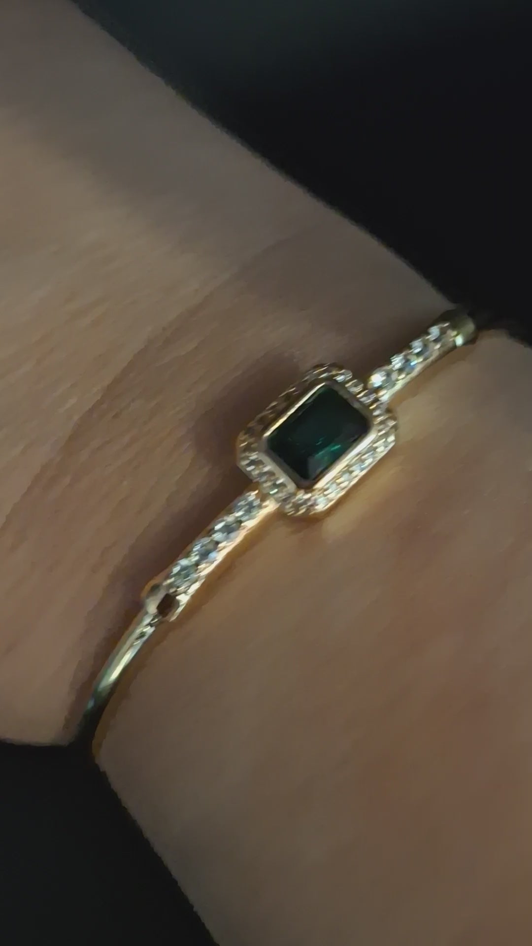 Green square adjustable bangle