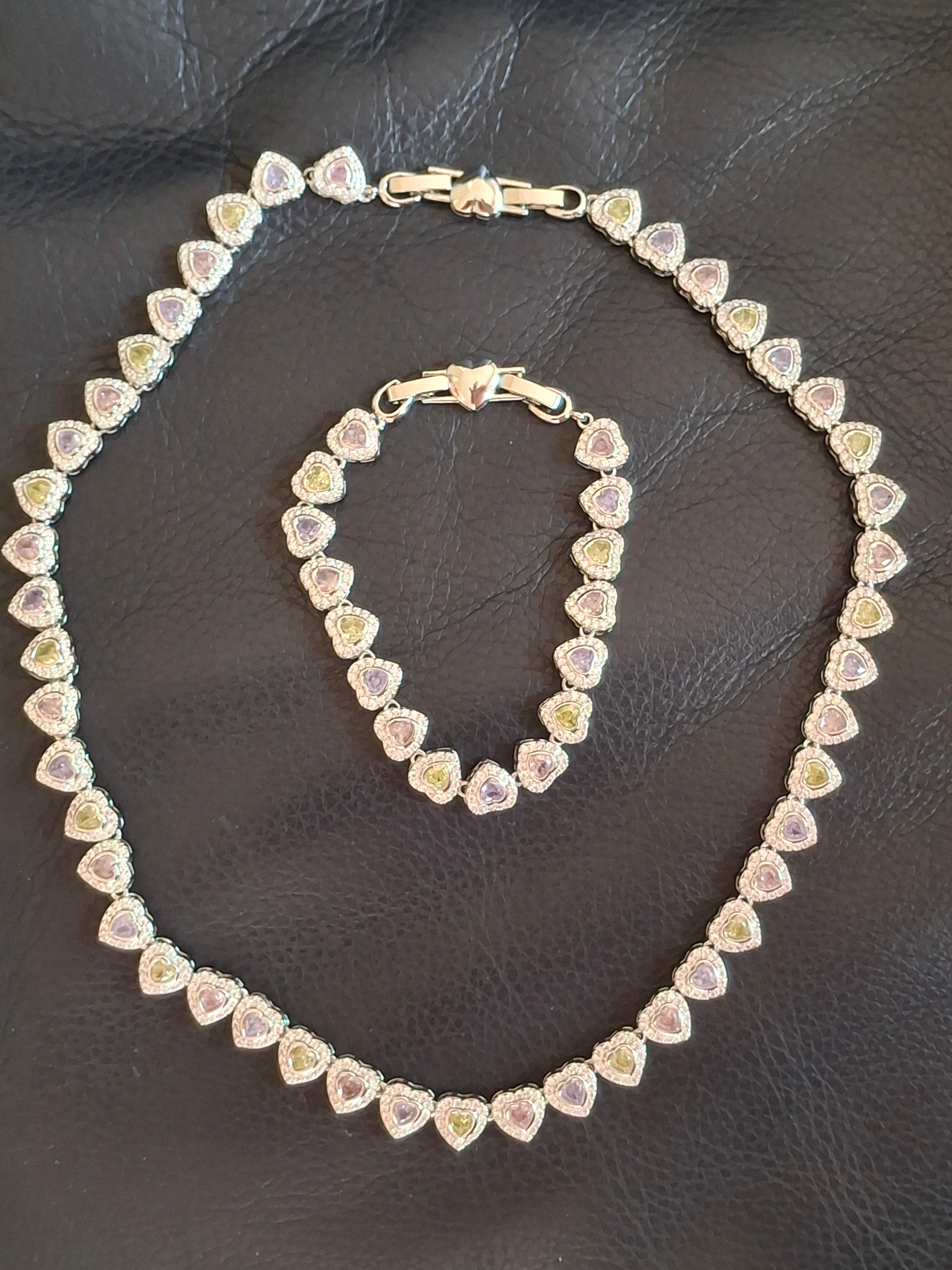 light-colors-hearts-set