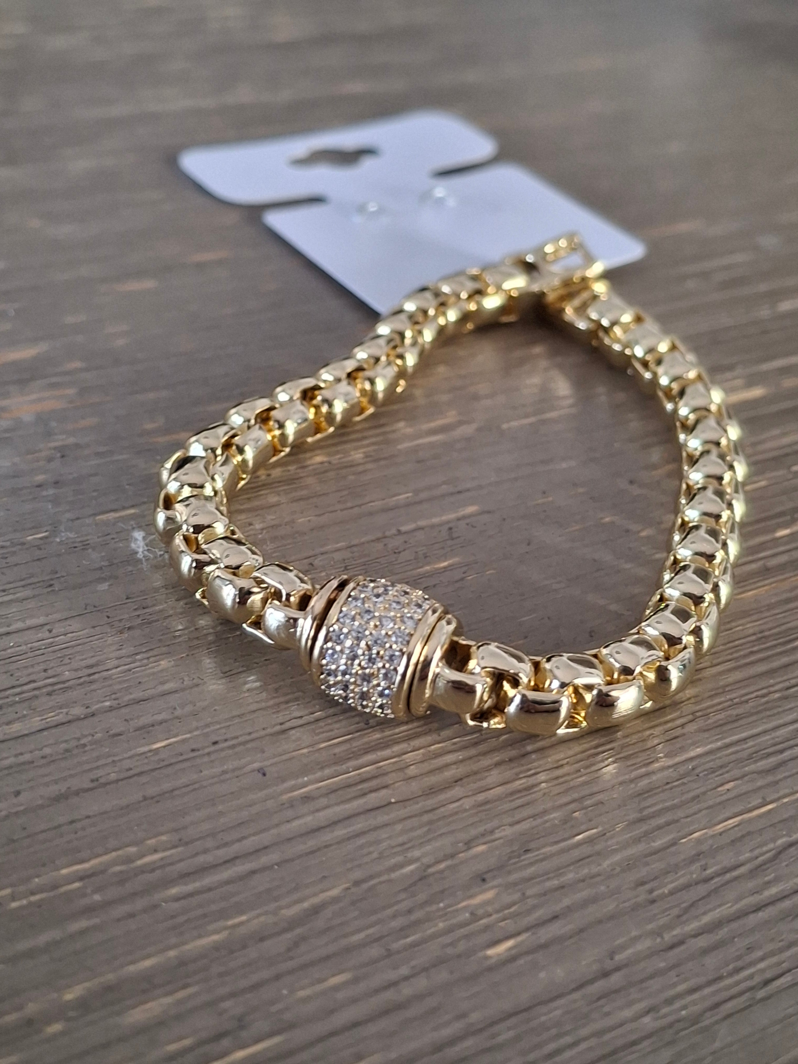 gold-plated-roll-bracelet