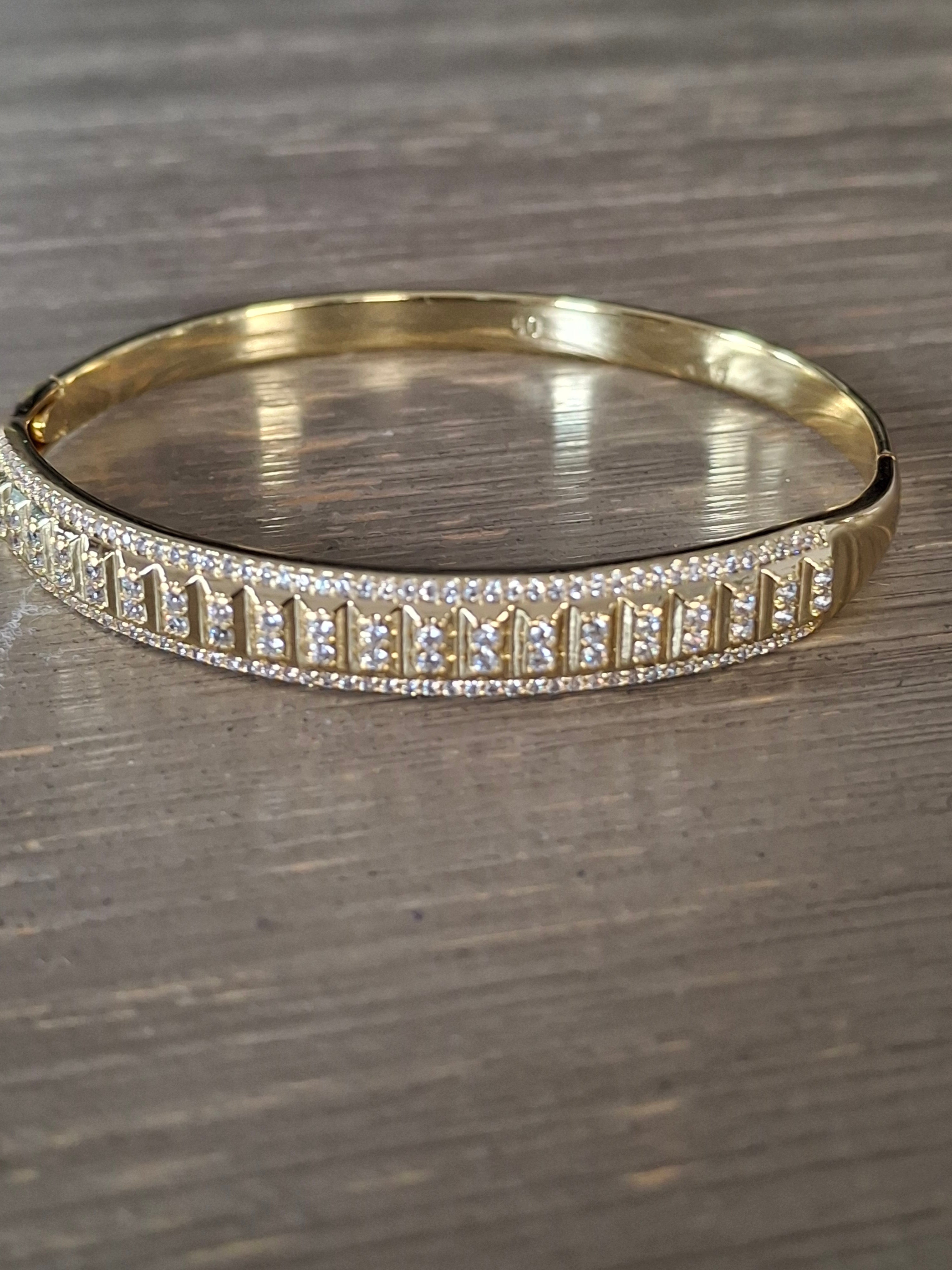 Gold plated bangle