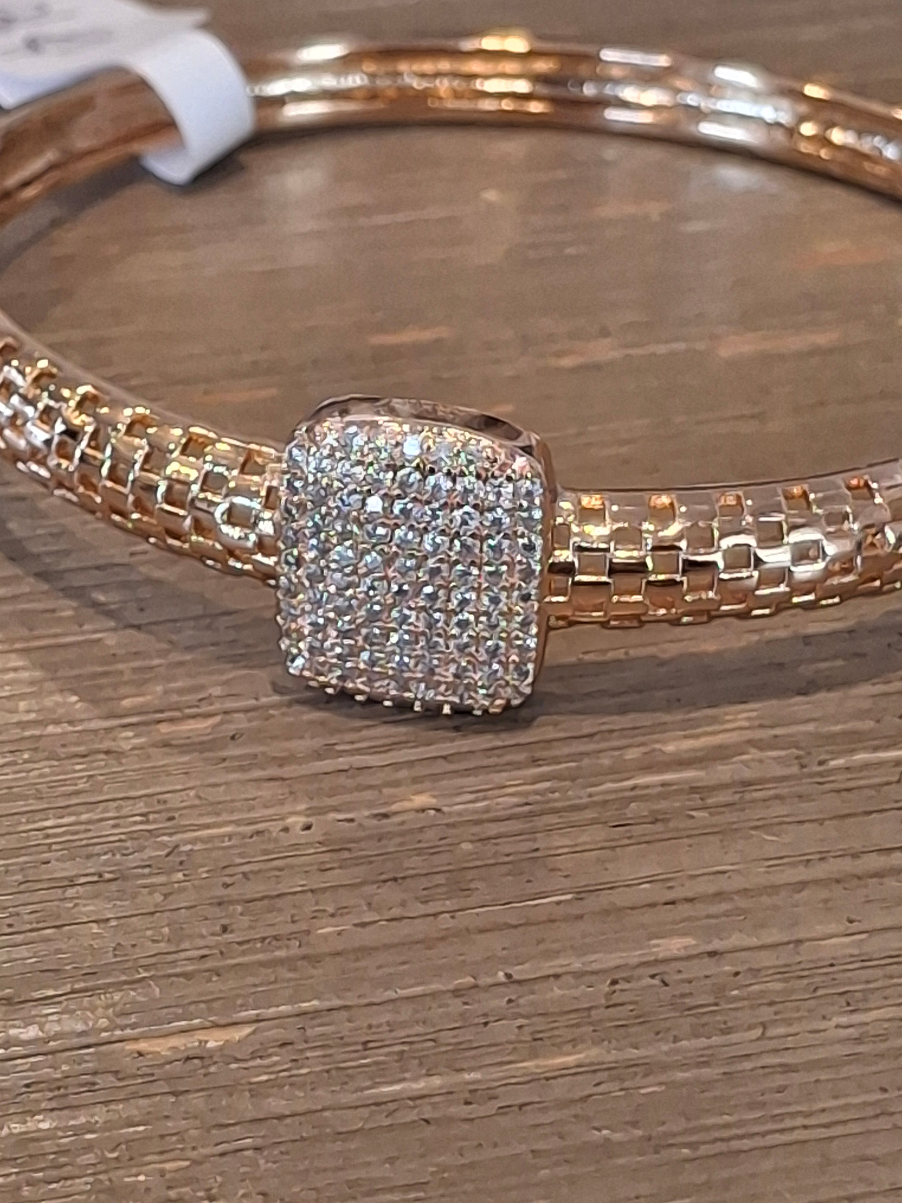Bangle square bracelet
