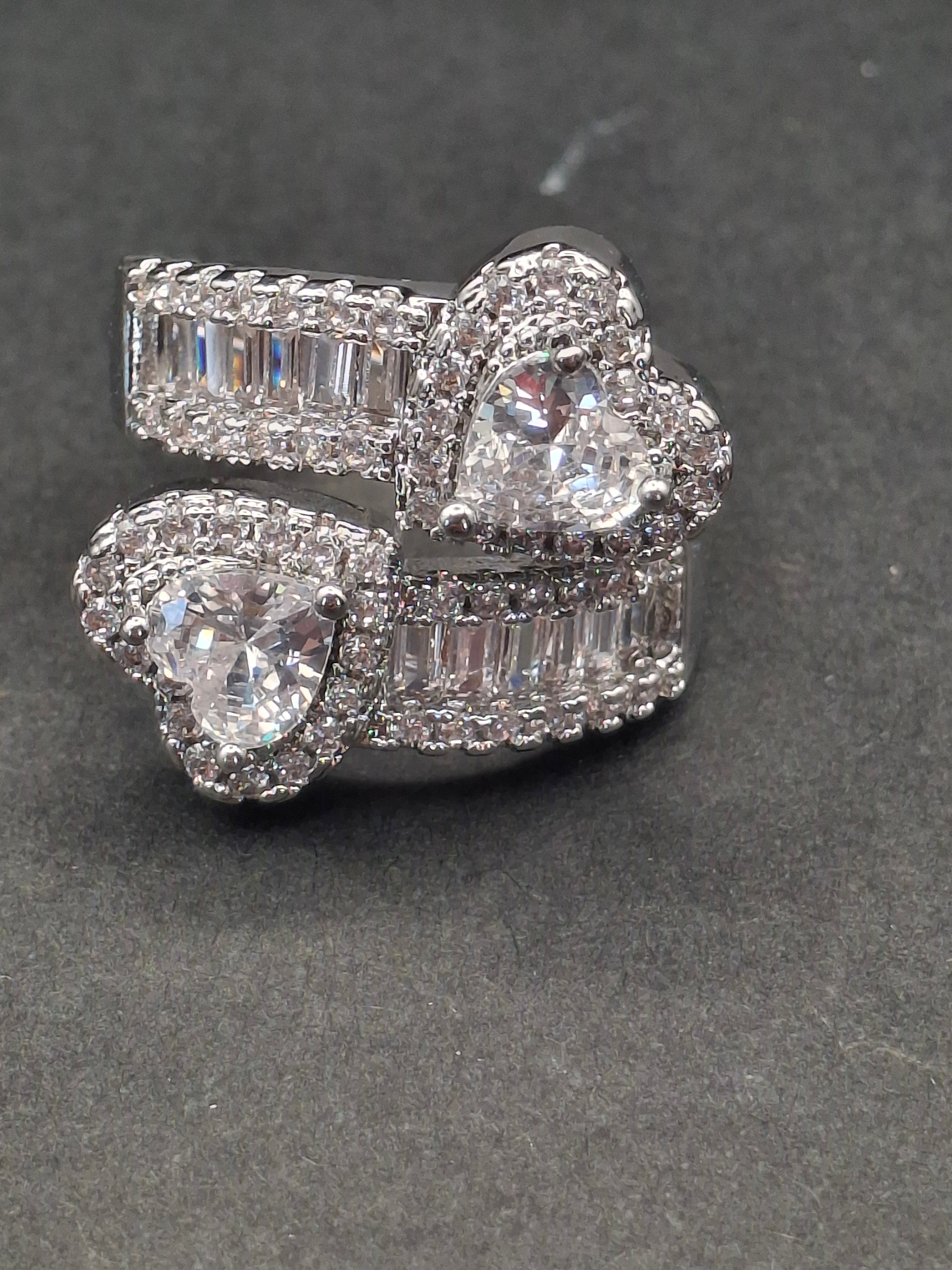 Adjustable heart diamond ring