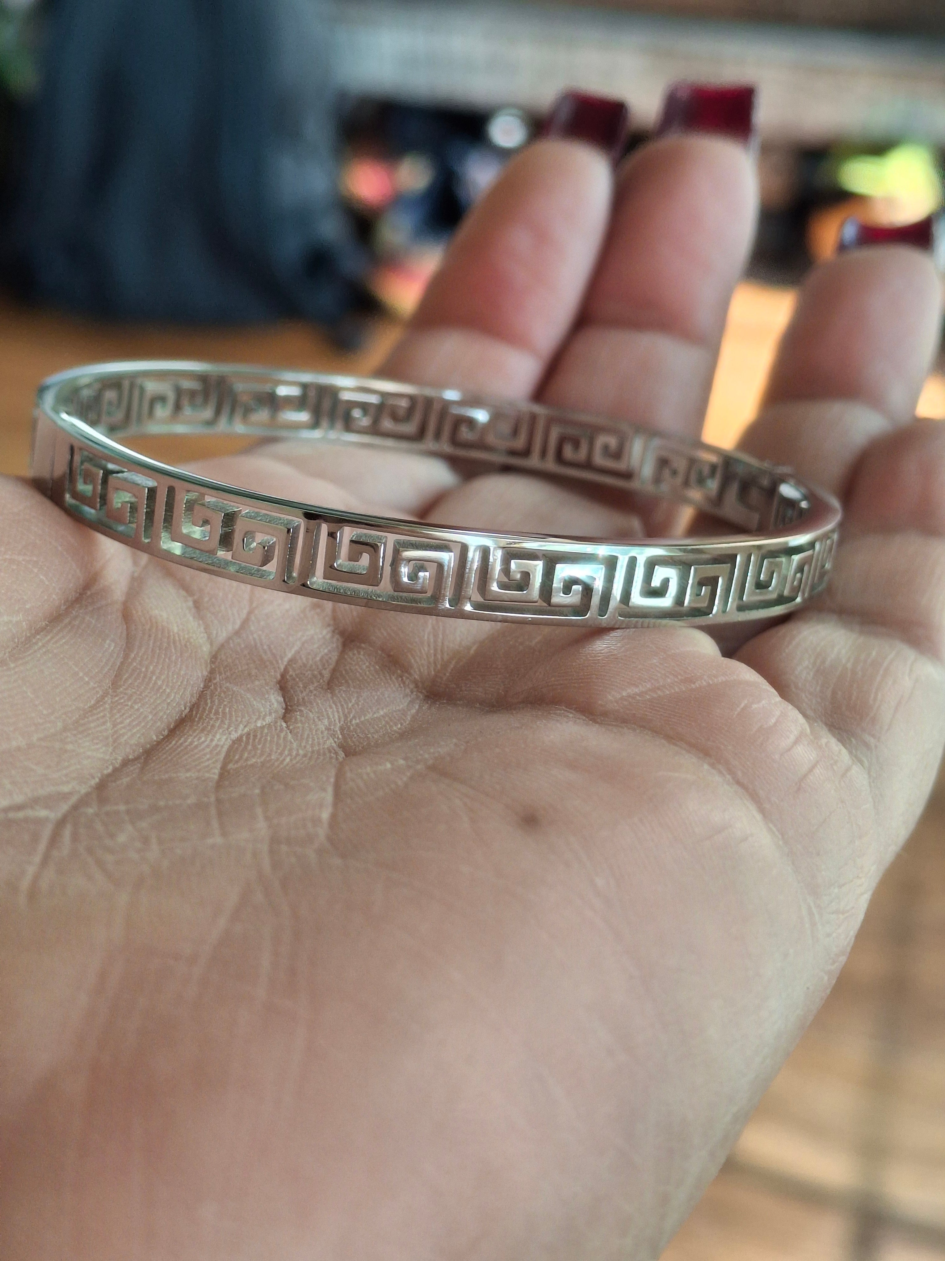g-silver-stainless-steel-bangle