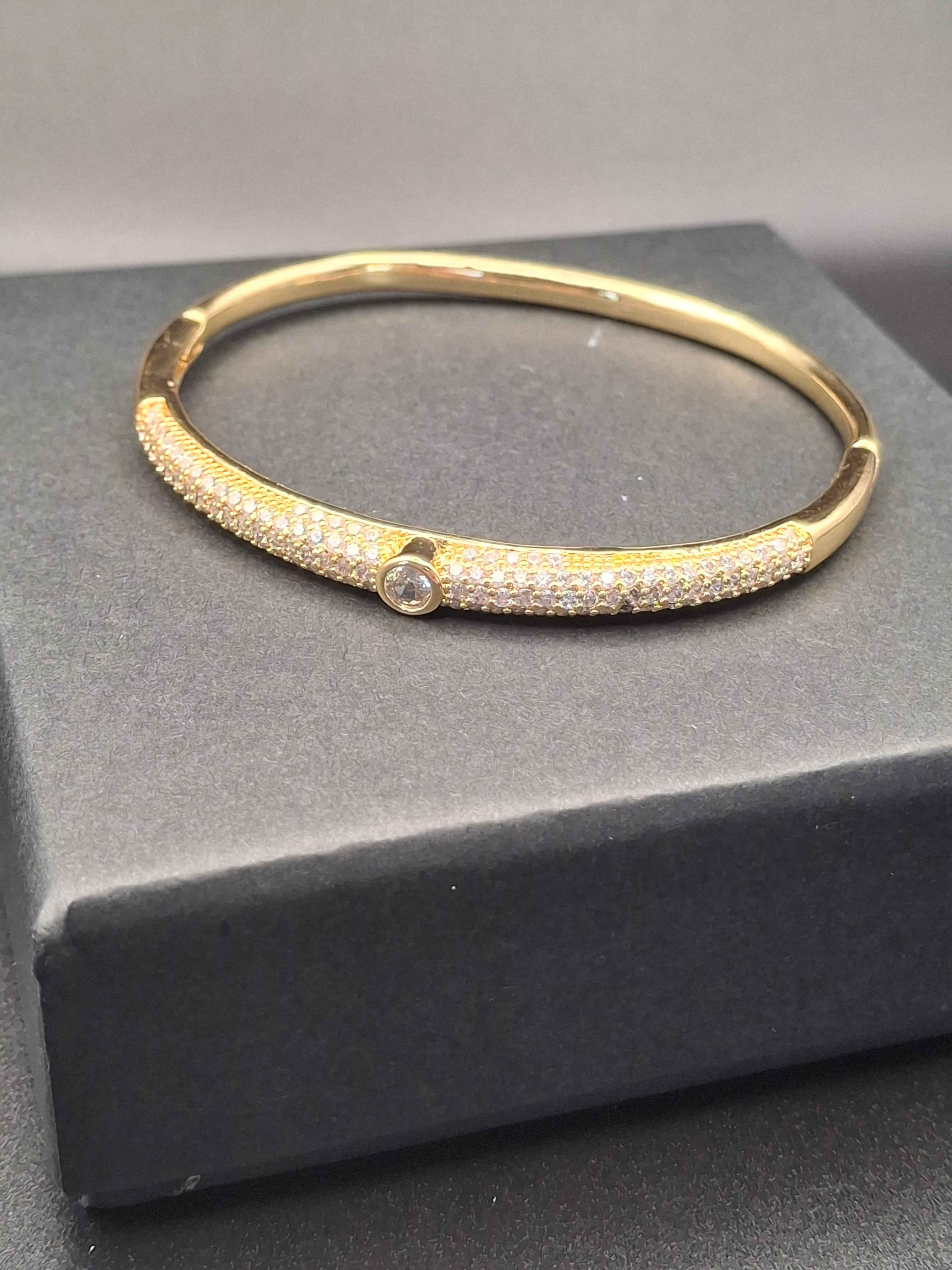 Gold one diamond stone