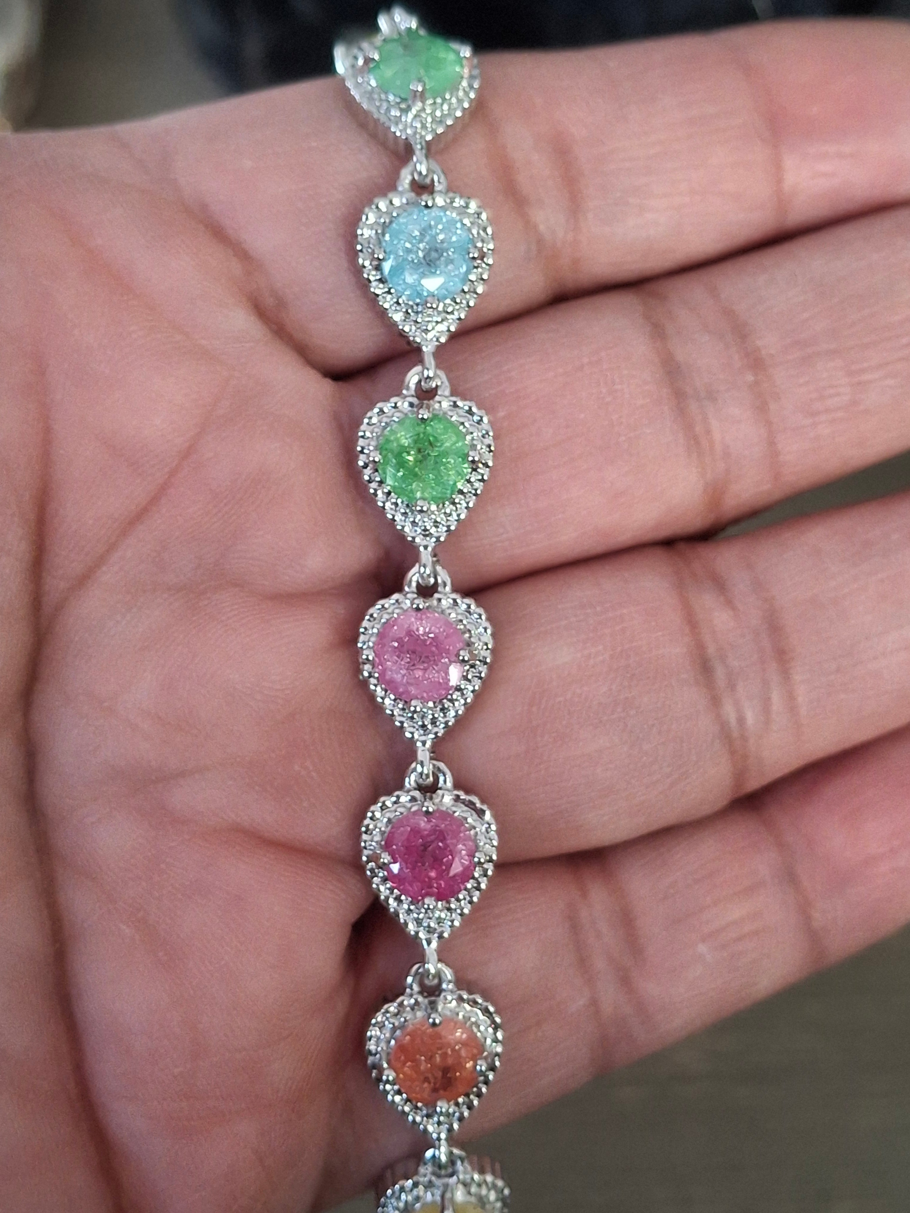 Colorfully shimering stones bracelet