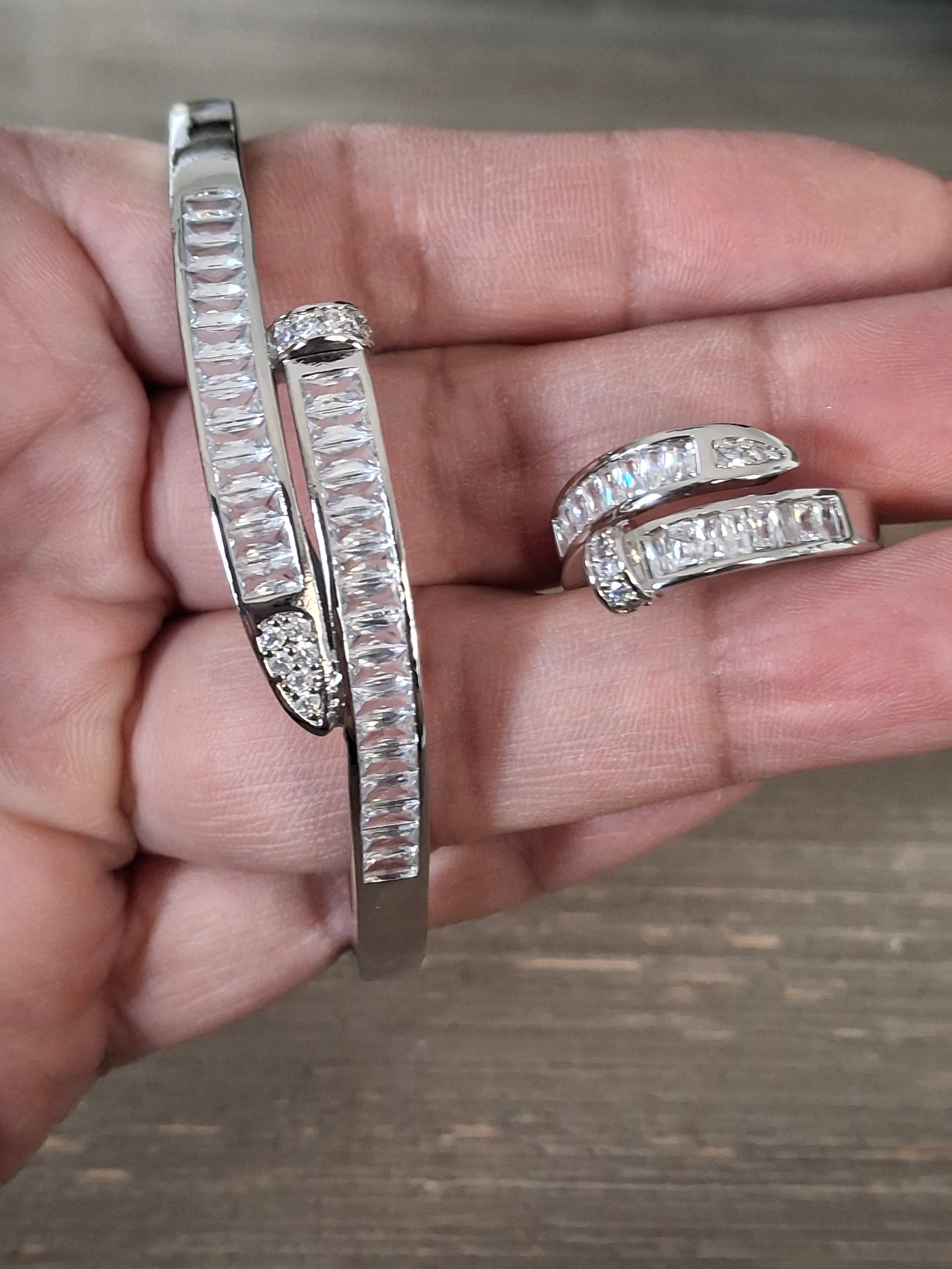Silver plated bracelet and ring clavo