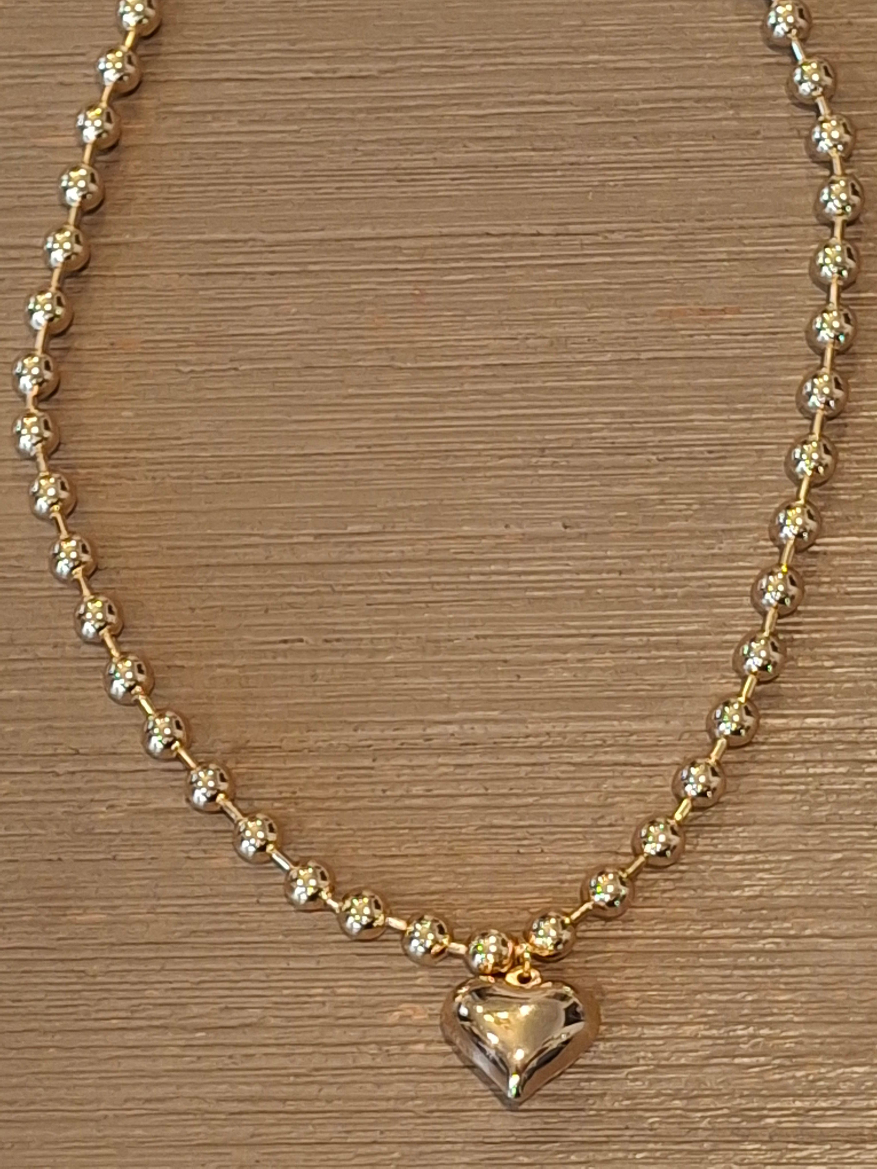 balls-bead-heart-necklace
