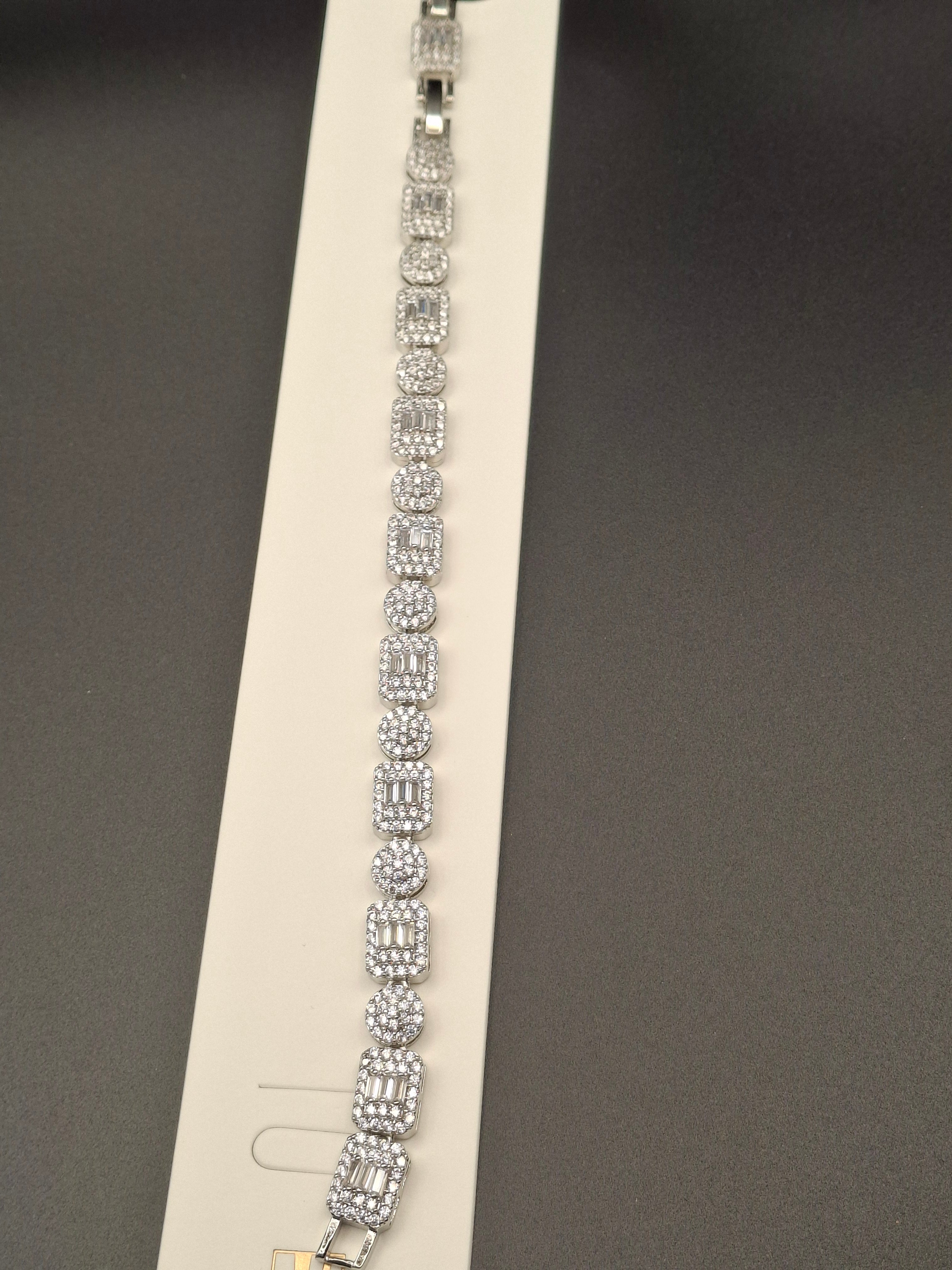 Silver bracelet round and square