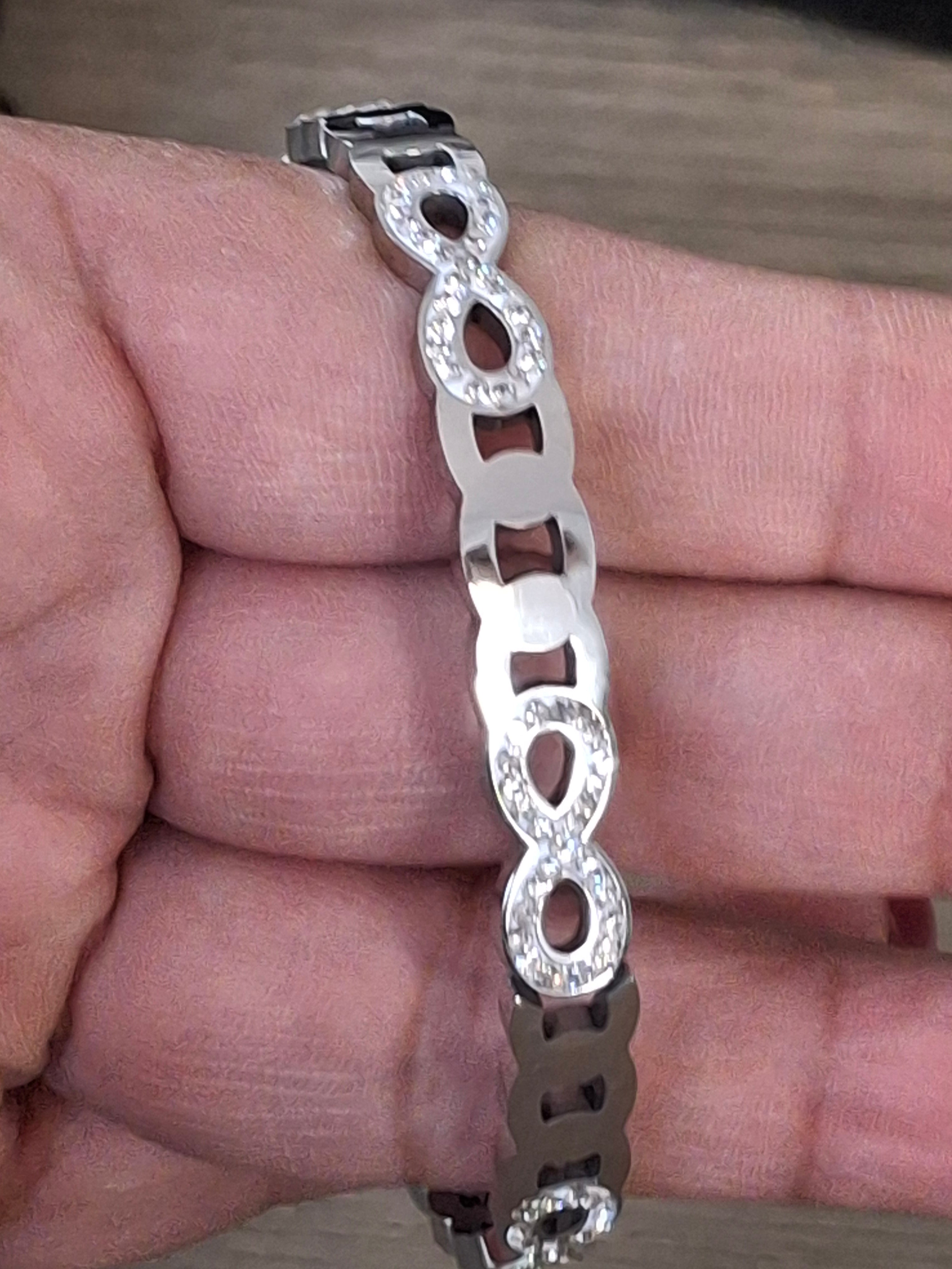 Silver 8 diamond bangle