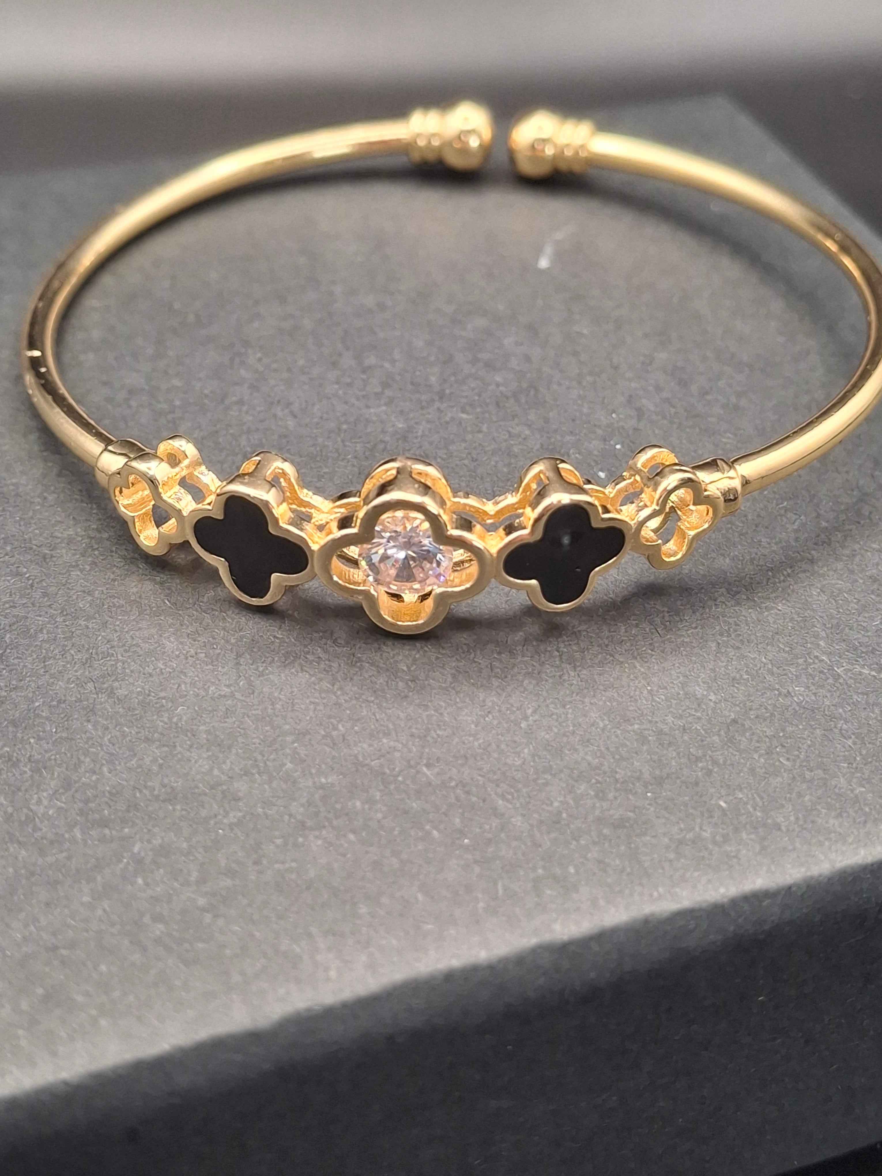 Gold/ black flower bangle