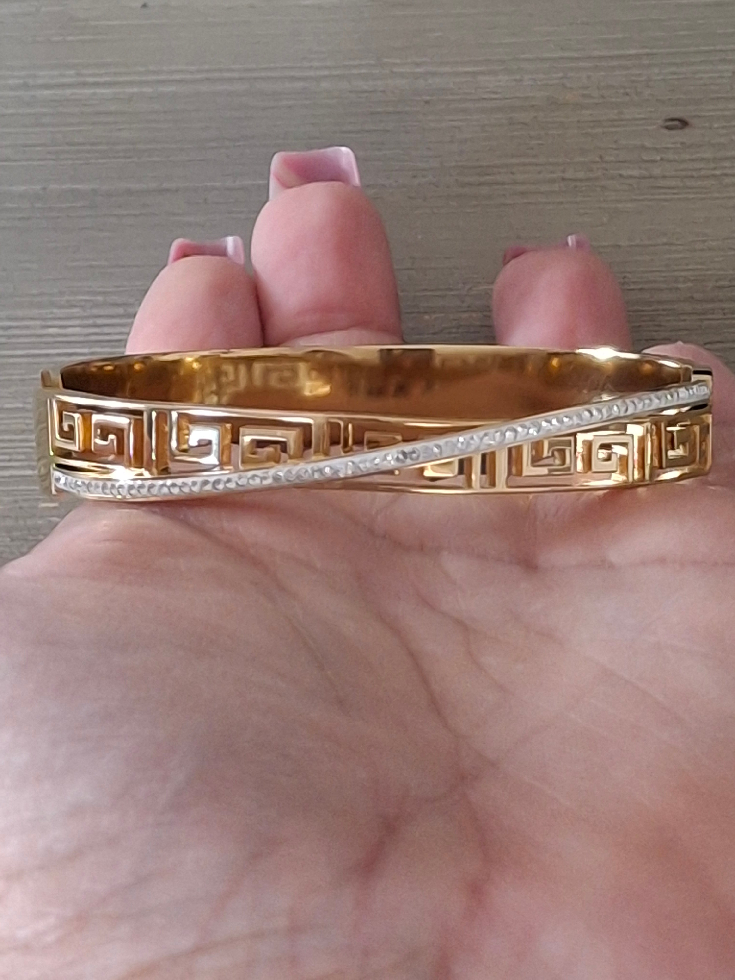 Stainless steel luxury bangle