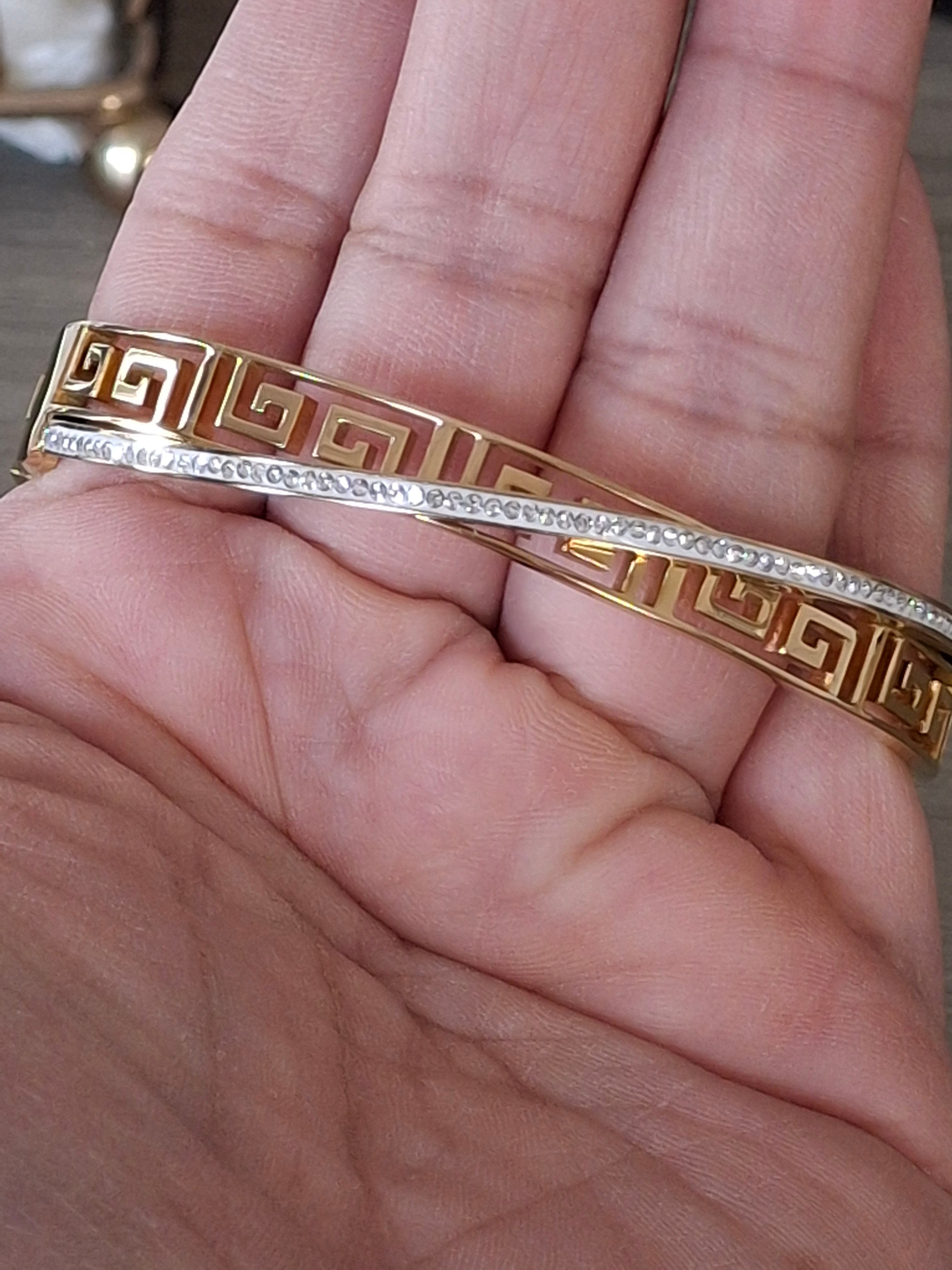 Stainless steel luxury bangle