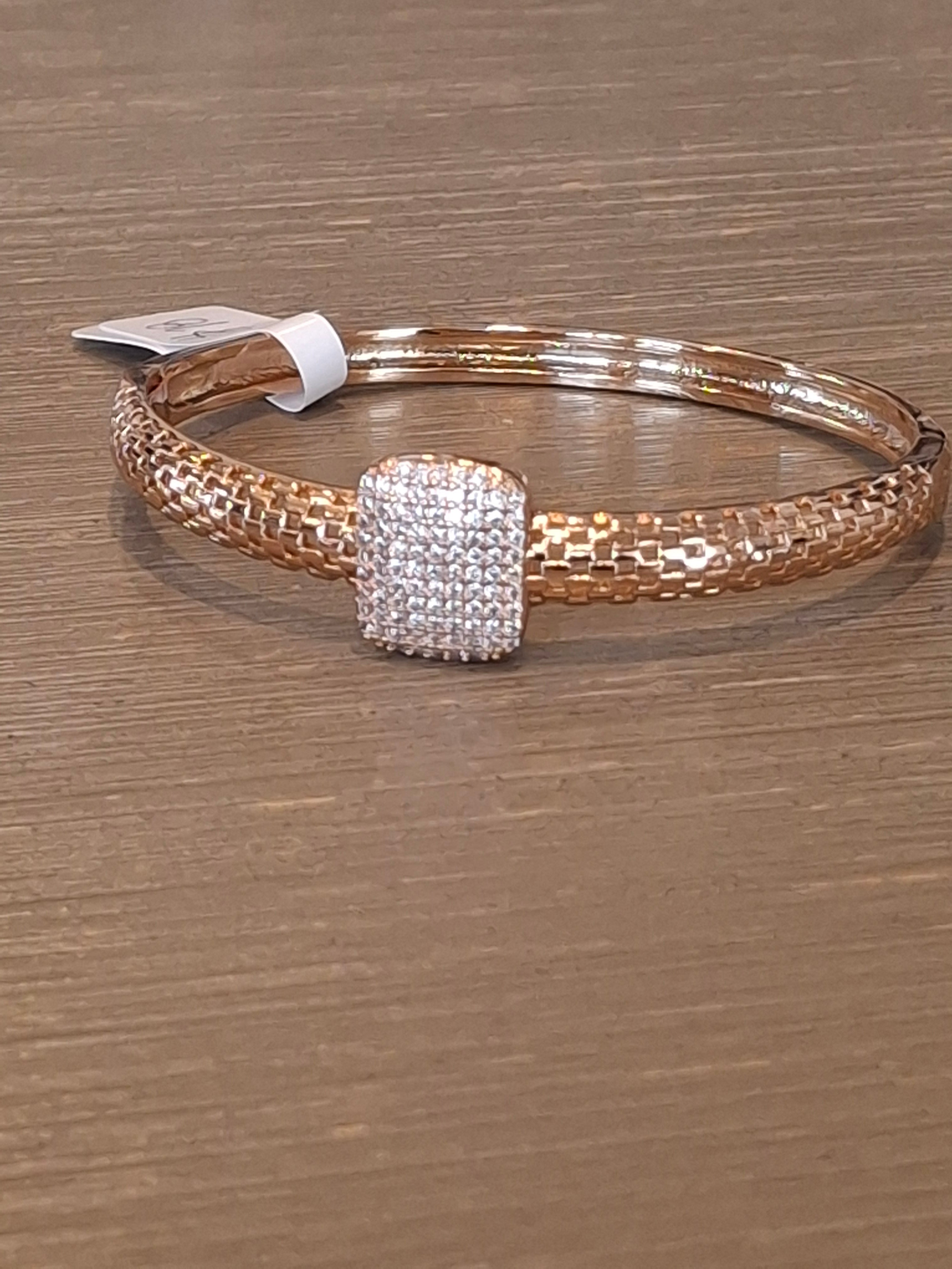 Bangle square bracelet
