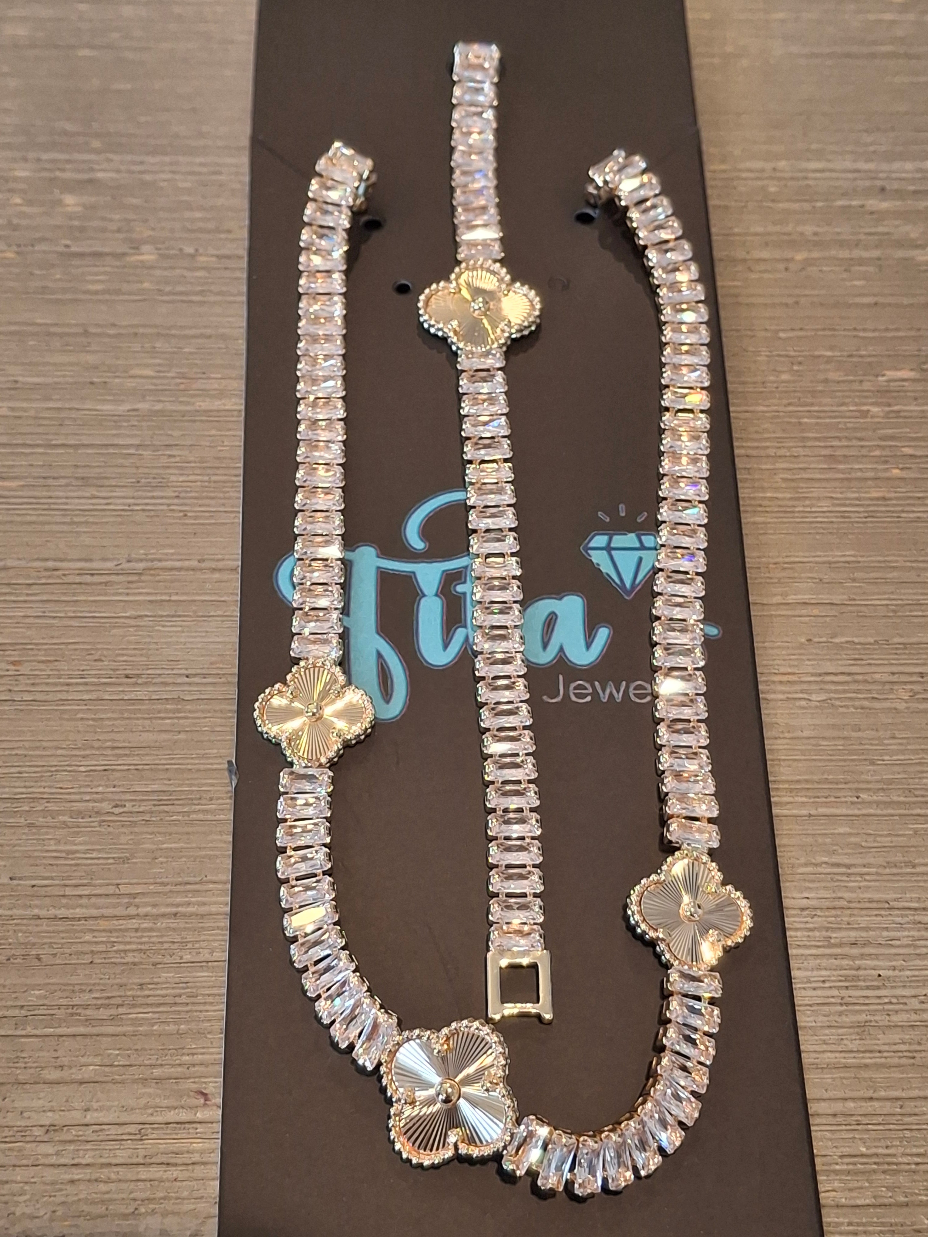 Luxury rose gold trebol set