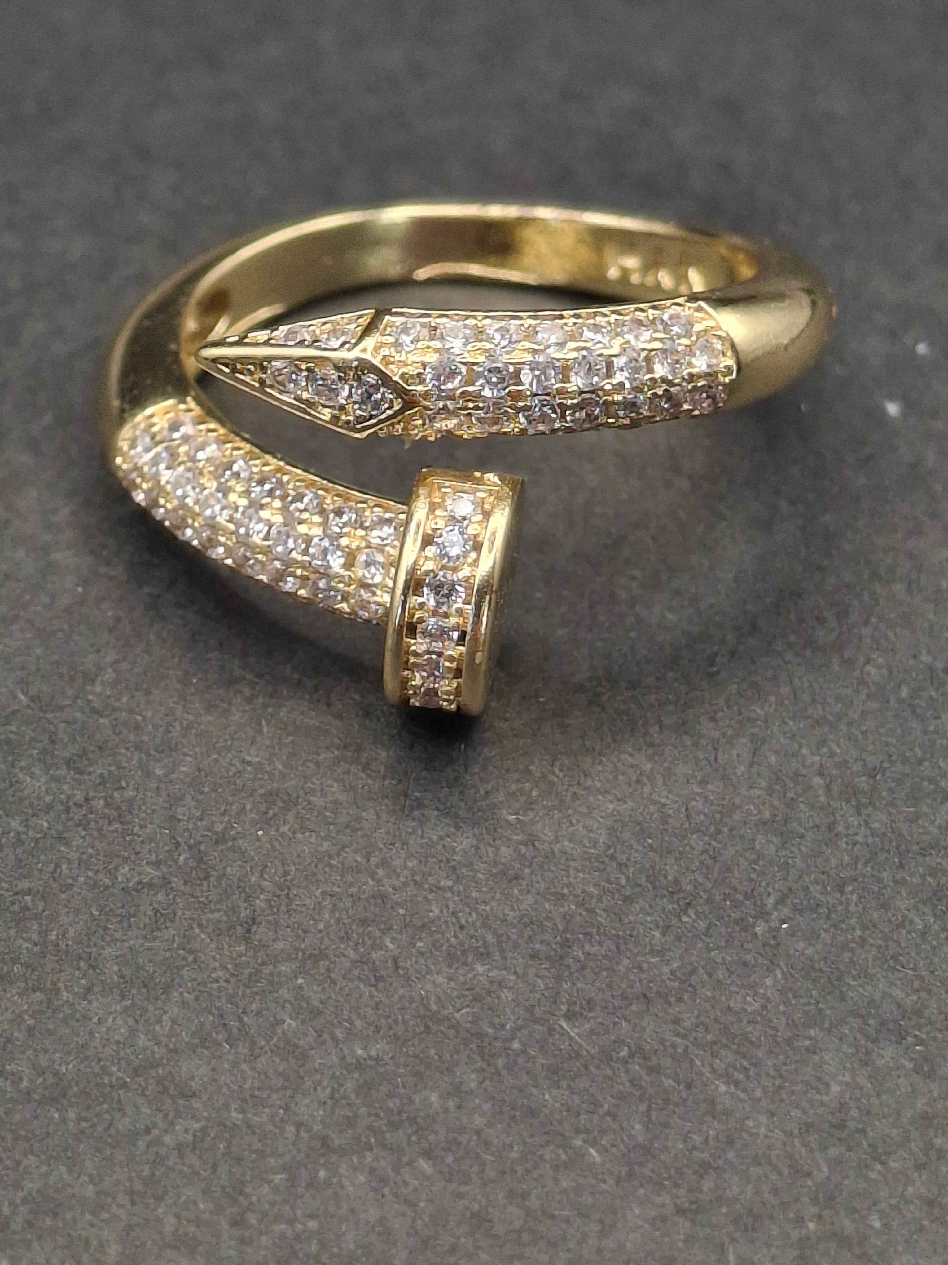 gold-anillo-clavo-adjustable