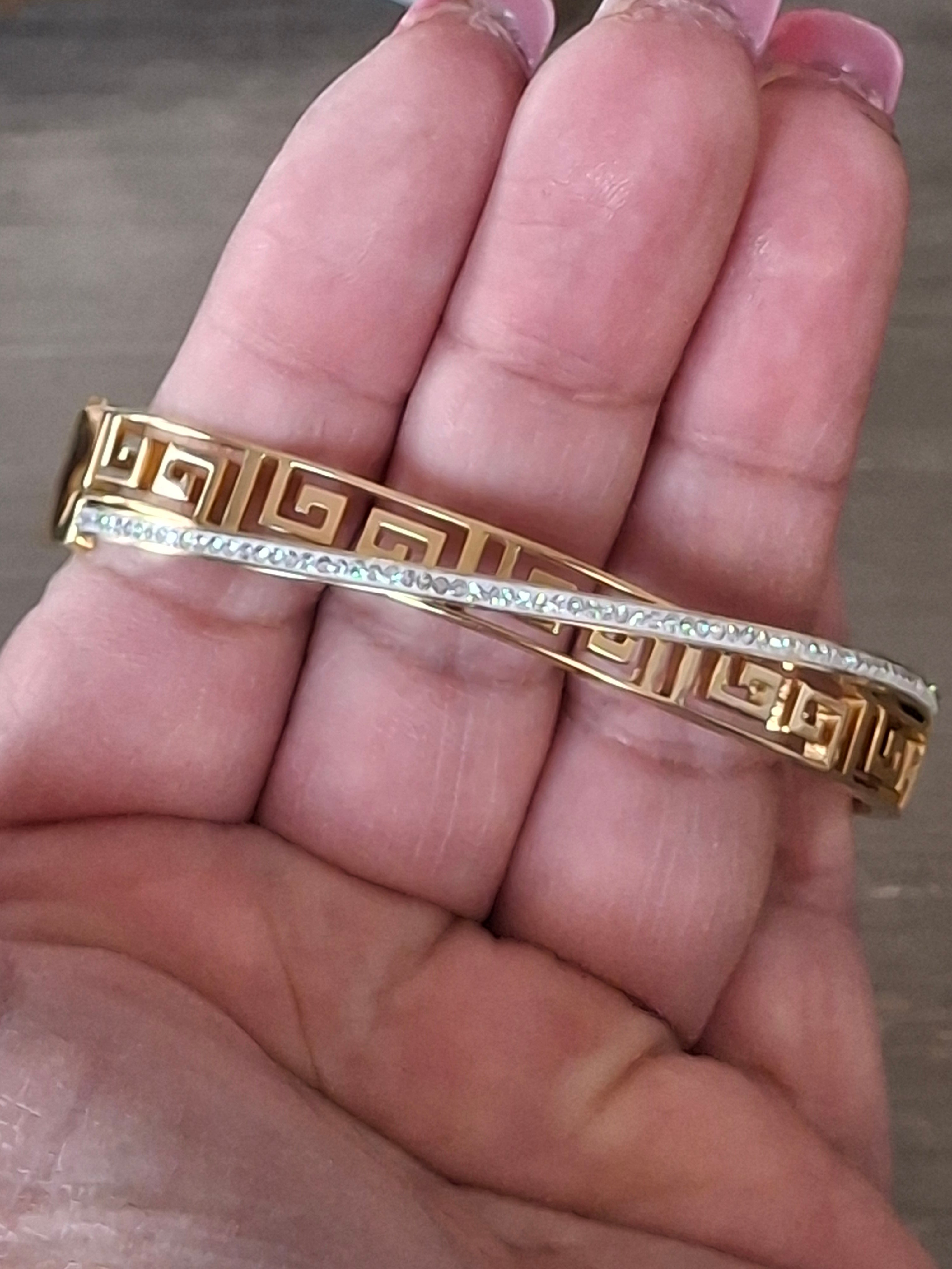 Stainless steel luxury bangle