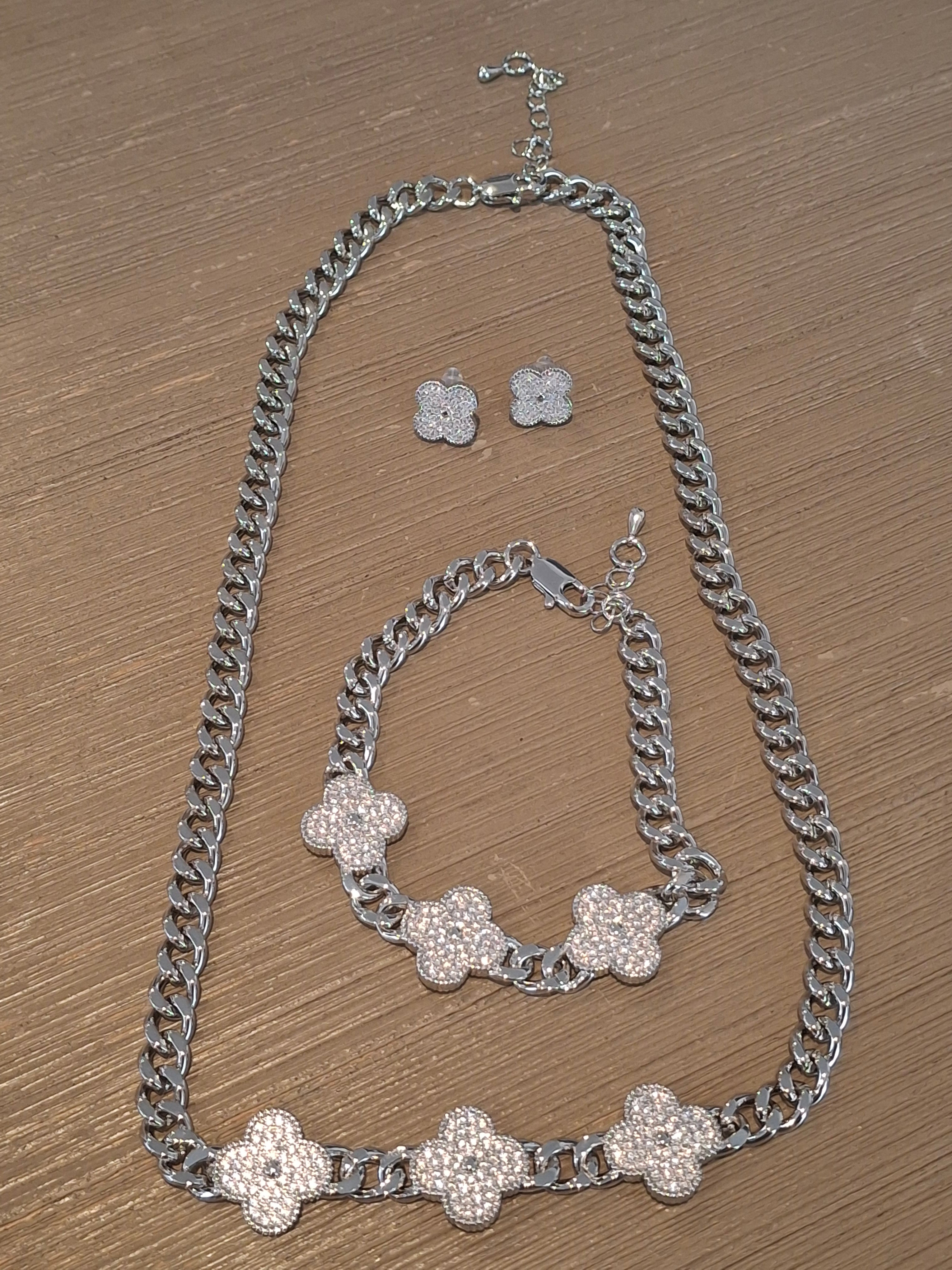 Silver flower sparkly set